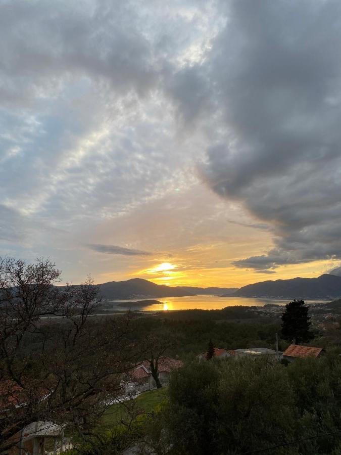 Guest House Pocanic Tivat Ngoại thất bức ảnh